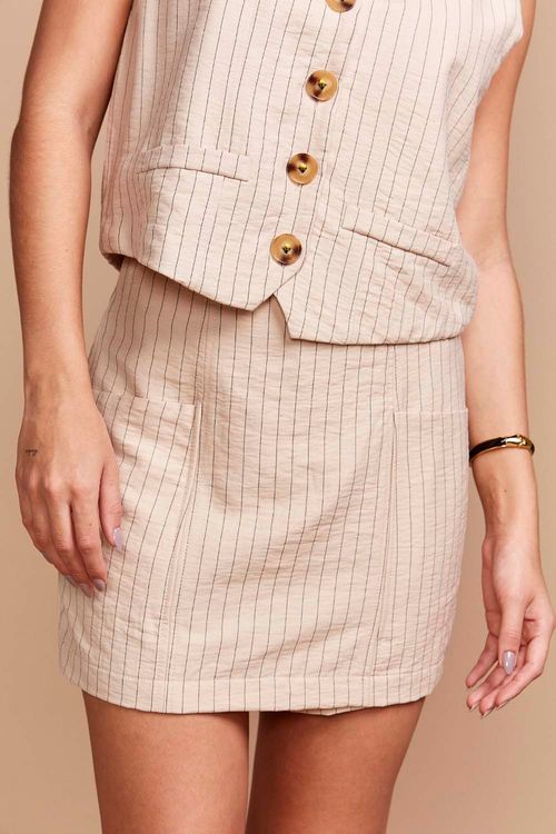 SAIA SHORT RISCA DE GIZ BEGE