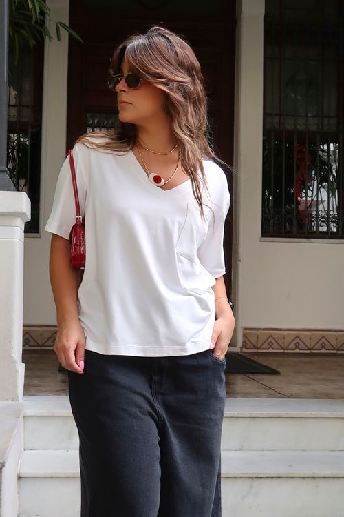 CAMISETA ESSENCIAL BÁSICA GOLA V OFF WHITE