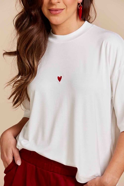 CAMISETA NARA OFF WHITE MINI CORAÇÃO