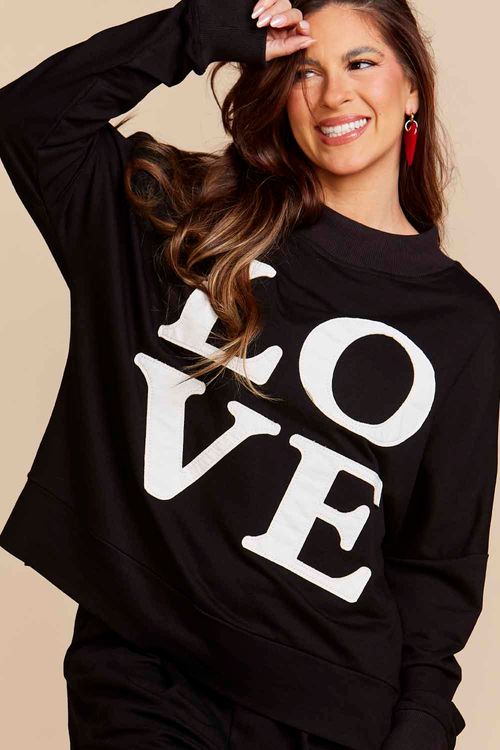 BLUSA DE MOLETOM PRETO LOVE BORDADO