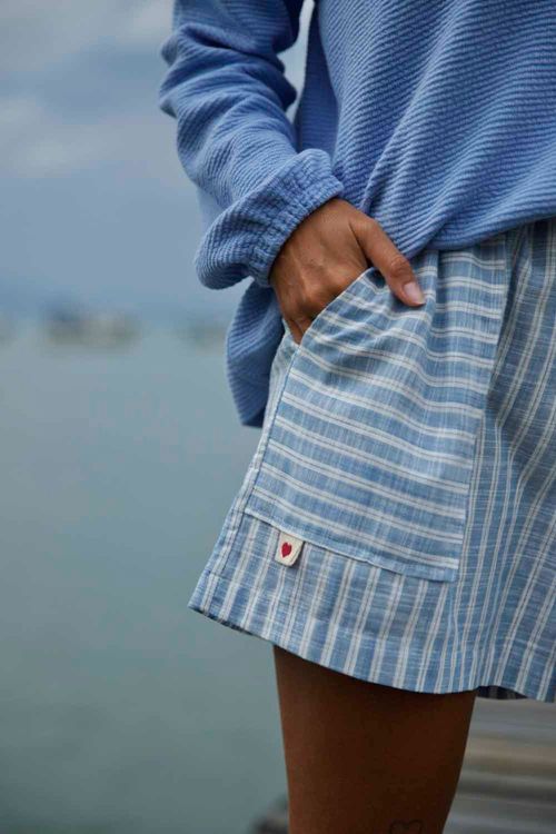 SHORT CLOE LISTRADO AZUL