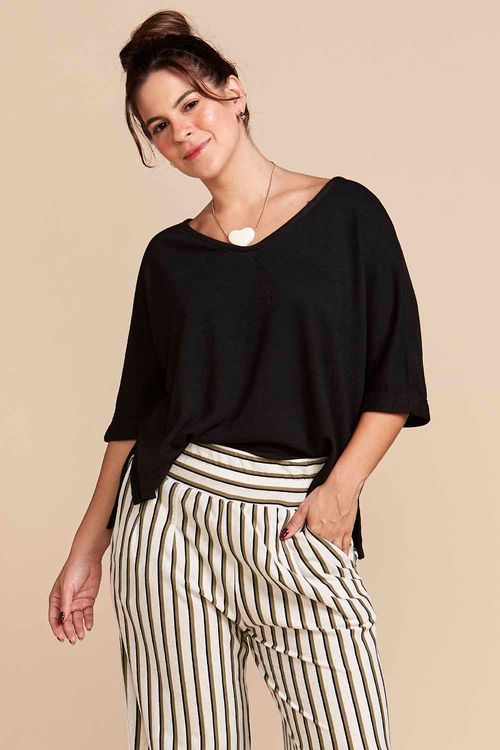 CAMISETA YARA TRICOT PRETA