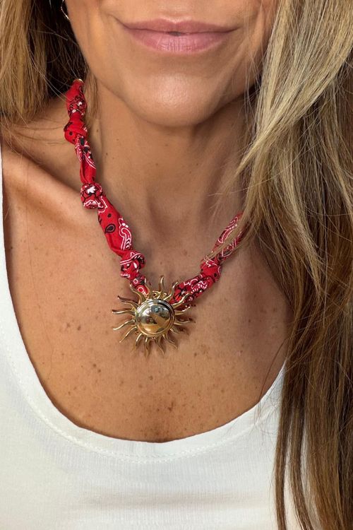 COLAR BANDANA NOZINHO SOL