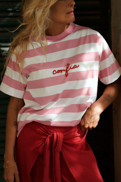CAMISETA CONFIA ROSA